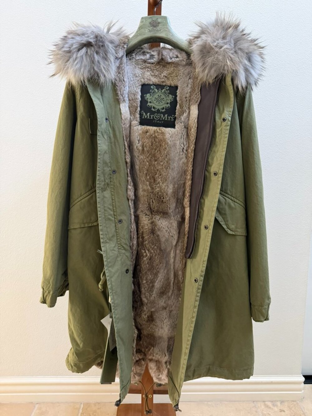 NWT - Mr & Mrs Italy Army Parka Rabbit Raccoon Fur - Natural Grey